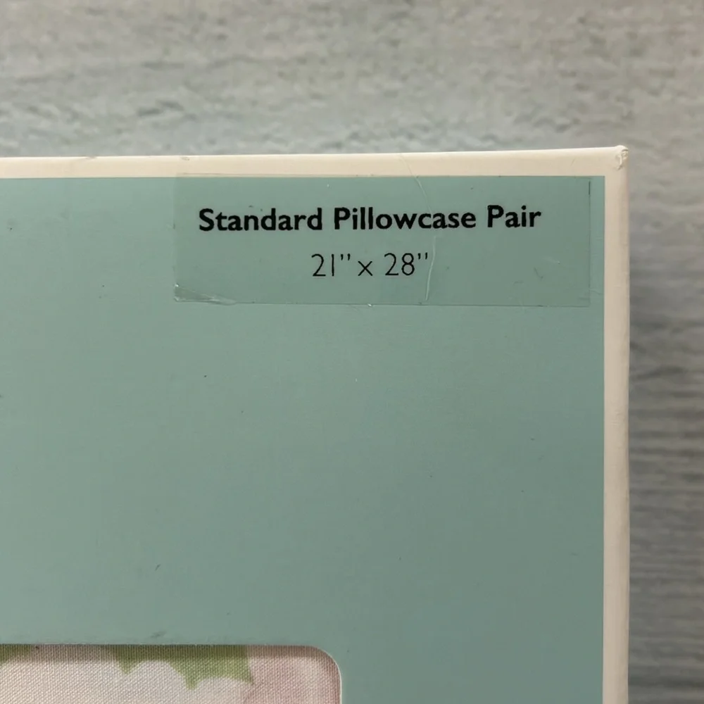 Cath Kidston Standard Pillowcase Pair‎ in Christmas Holly Multi 100% Cotton